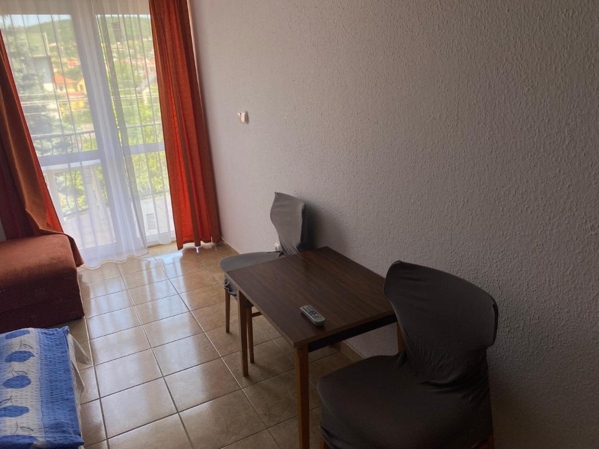 Abigél Apartmanház Balatonfüred Exterior foto